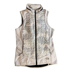 The North Face Vest‎ Womens Quilted Full Zip Sleeveless camo Jacket  vest